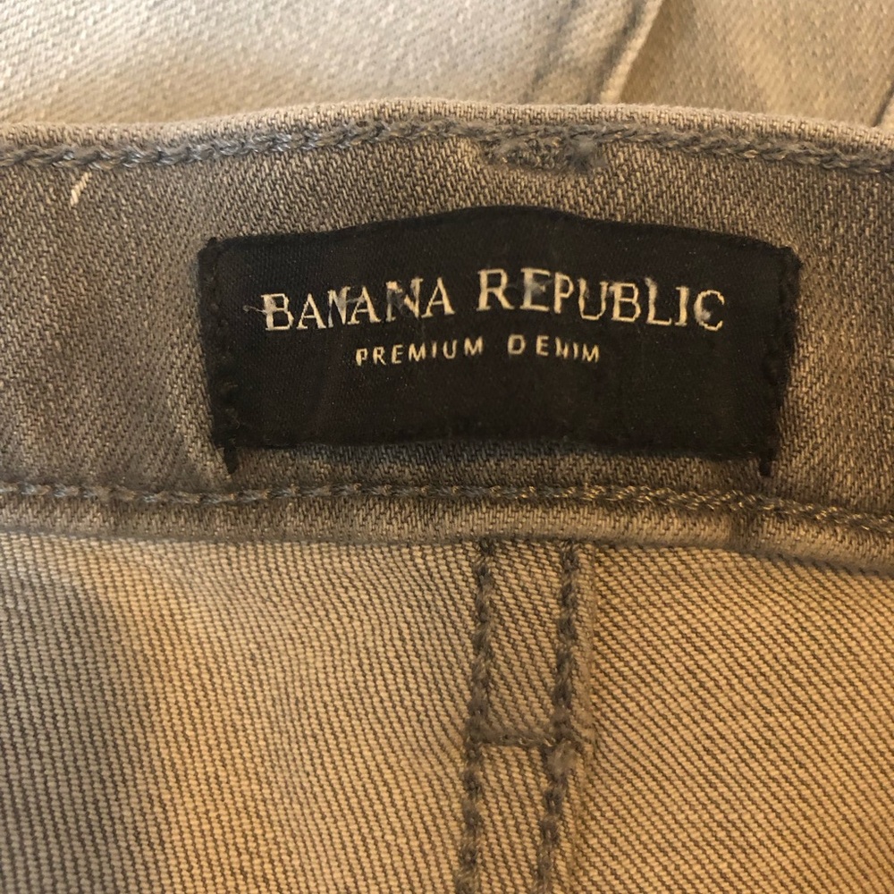 2 pairs of Banana republic grey jeans - Picture 9 of 13
